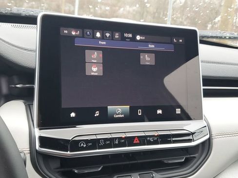 New 2026 Jeep Compass Limited image 9