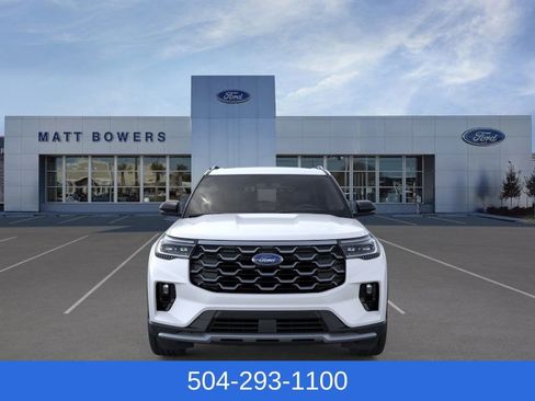 New 2026 Ford Explorer Platinum image 6