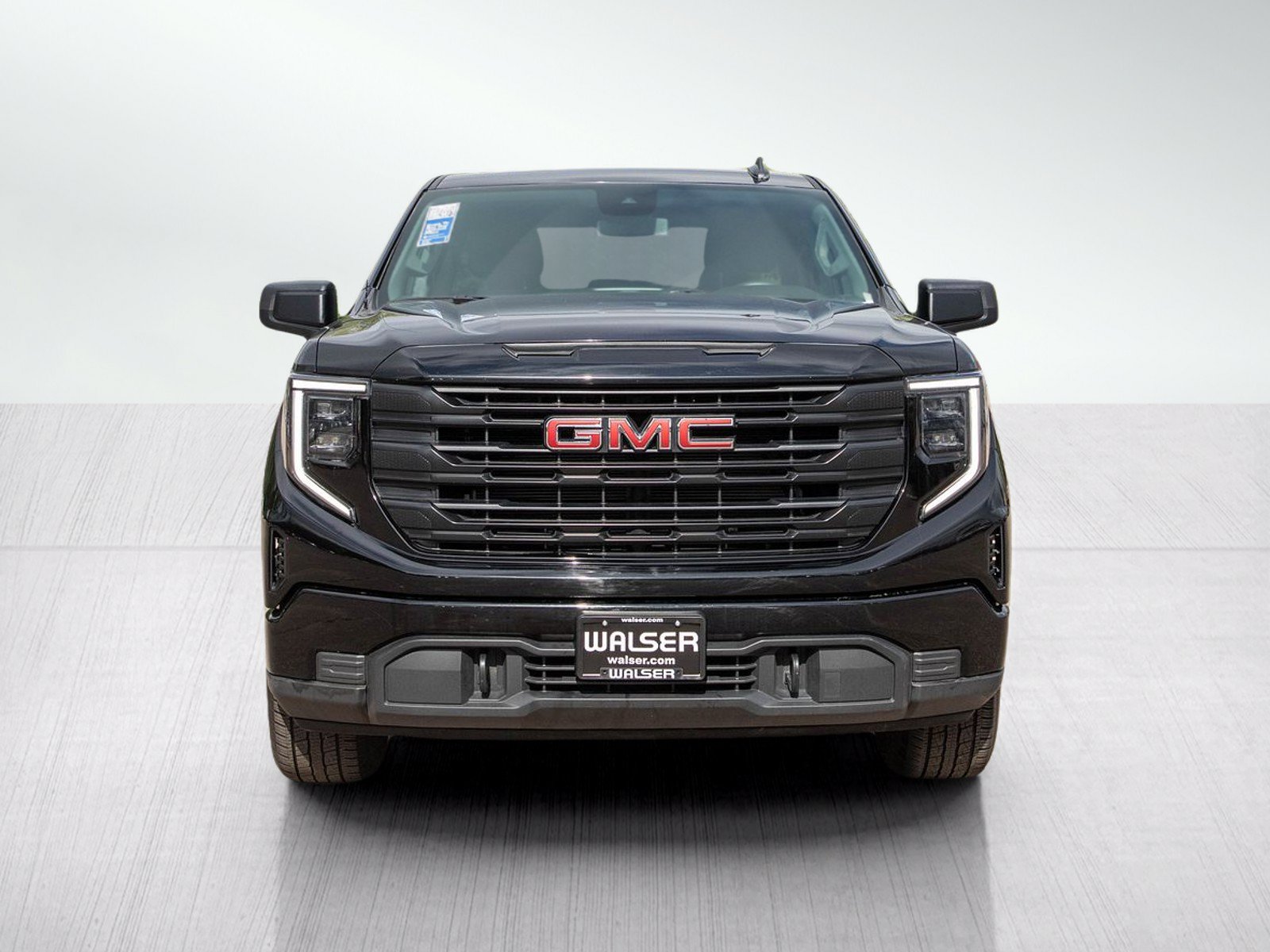 Used 2024 GMC Sierra 1500 Pro w/ Graphite Edition AWD/4WD image 8