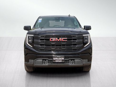 Used 2024 GMC Sierra 1500 Pro w/ Graphite Edition AWD/4WD image 8