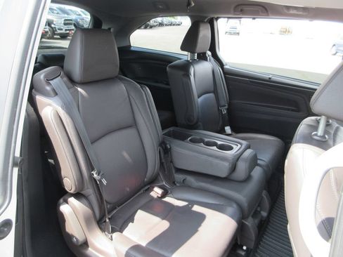 Used 2018 Honda Odyssey EX-L image 23