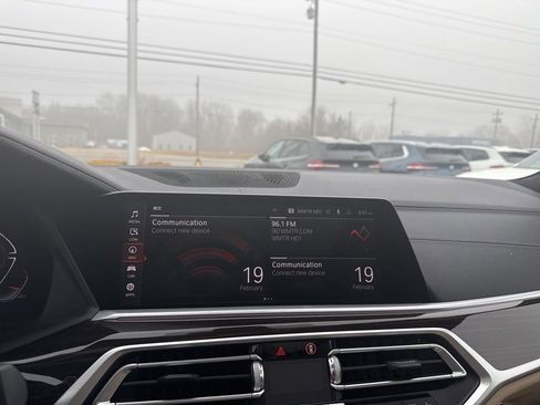 Used 2021 BMW X7 xDrive40i image 14