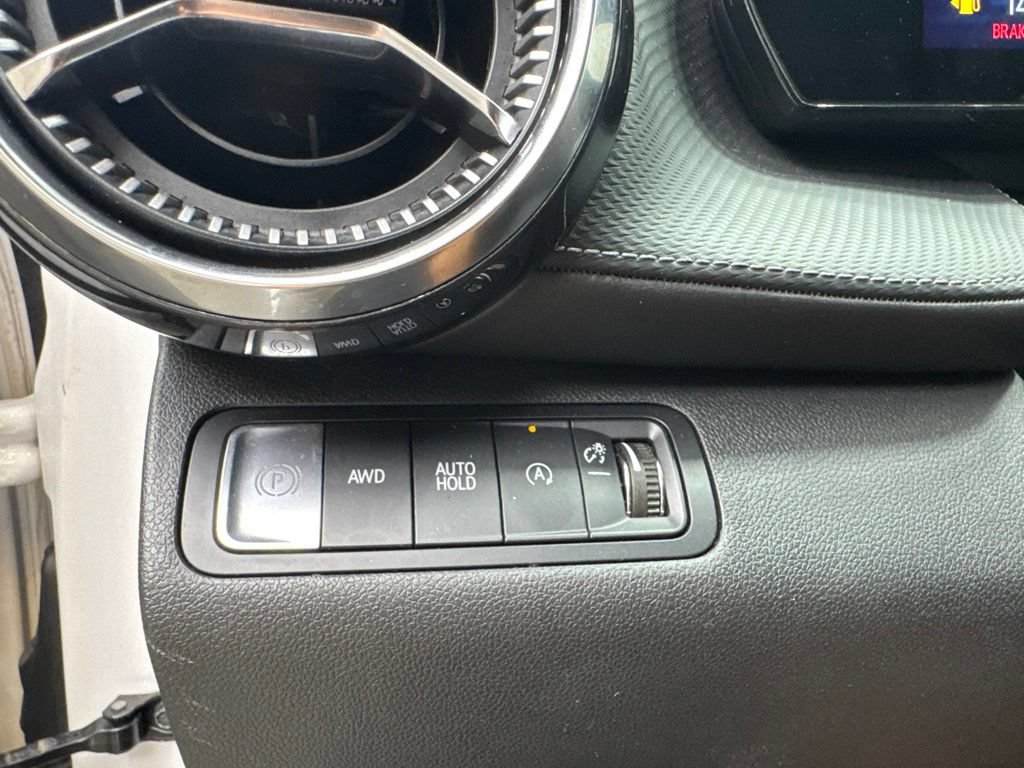 Used 2025 Chevrolet Equinox LT w/ Convenience Package II AWD/4WD image 23