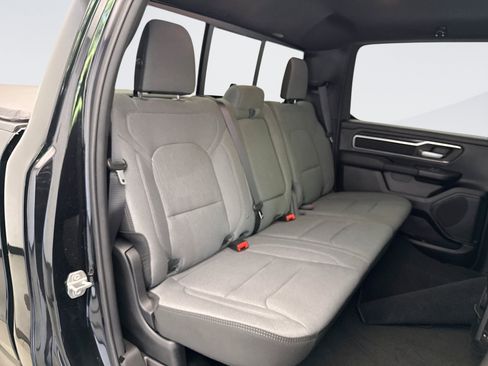 Used 2023 RAM 1500 Big Horn AWD/4WD image 17
