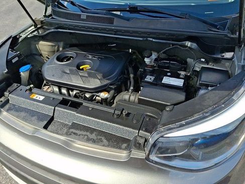 Used 2019 Kia Soul + FWD image 32