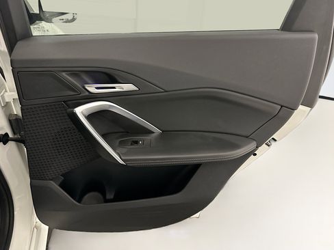 Used 2025 BMW X1 xDrive28i image 32