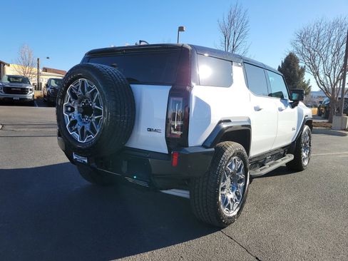 New 2025 GMC Hummer EV 3X image 3