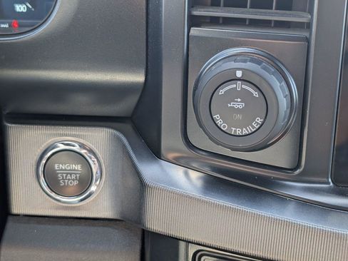 Used 2024 Ford F250 Platinum AWD/4WD image 22