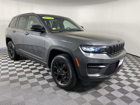 Used 2024 Jeep Grand Cherokee Altitude AWD/4WD image 1