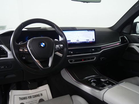 Certified 2025 BMW X5 xDrive40i image 16