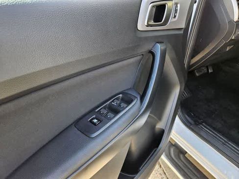 Used 2022 Ford Ranger XLT w/ Equipment Group 301A Mid AWD/4WD image 17