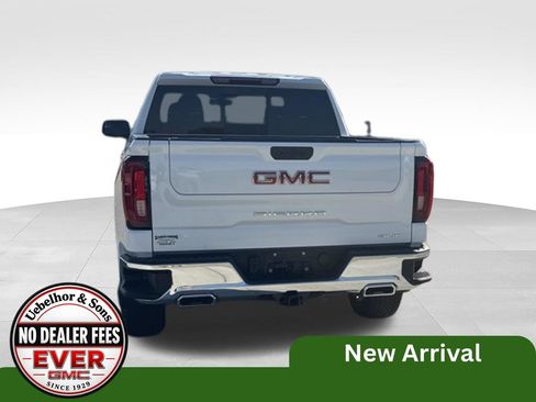 Used 2021 GMC Sierra 1500 SLT w/ SLT Convenience Package AWD/4WD image 8