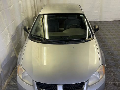 Used 2004 Dodge Stratus SE FWD image 2