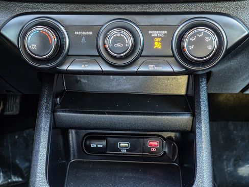 Used 2024 Kia Forte LXS image 17