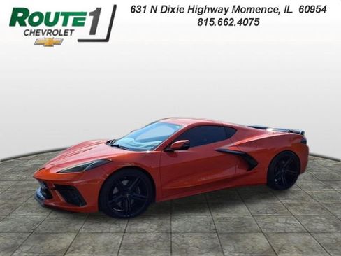 Used 2021 Chevrolet Corvette Stingray Preferred Cpe w/ Z51 Performance Package RWD image 1