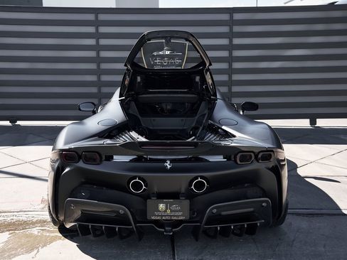 Used 2022 Ferrari SF90 Stradale image 23