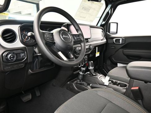 New 2026 Jeep Gladiator Sport image 12