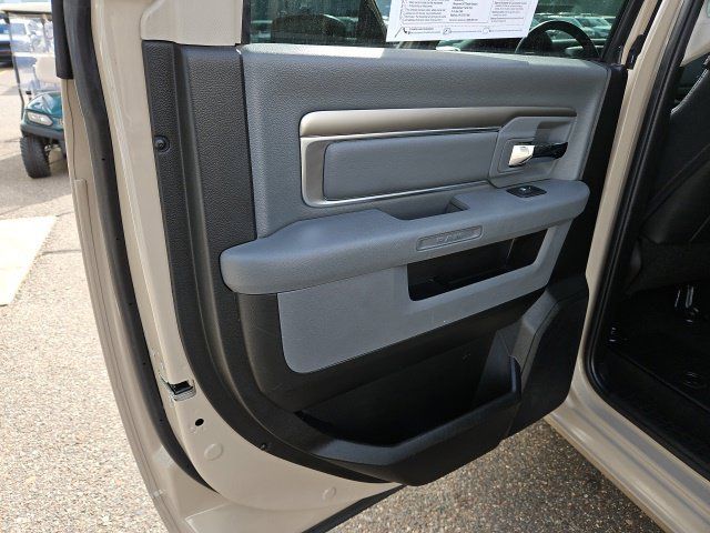 Used 2019 RAM 1500 Warlock AWD/4WD image 29