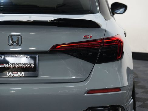 Used 2023 Honda Civic Si image 17