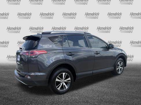 Used 2017 Toyota RAV4 XLE FWD image 10