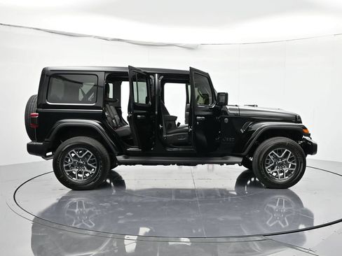 New 2026 Jeep Wrangler Unlimited Sahara AWD/4WD image 61