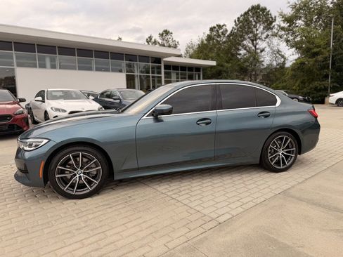 Used 2021 BMW 330i Sedan w/ Premium Package image 2