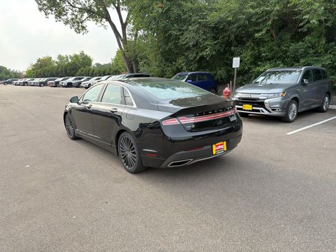 Used 2018 Lincoln MKZ Reserve w/ Technology Package FWD image 3