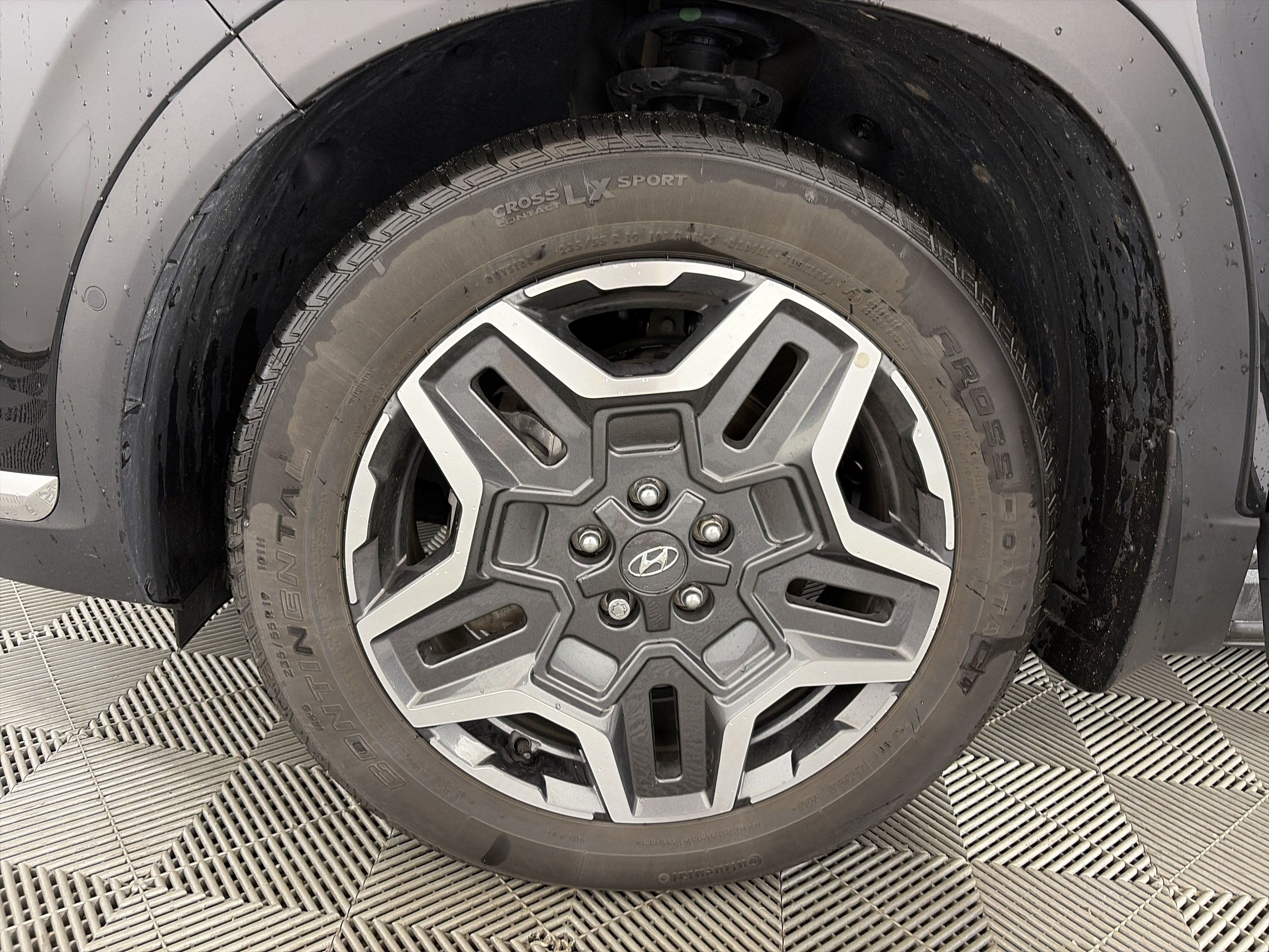 Certified 2023 Hyundai Santa Fe Limited FWD image 13