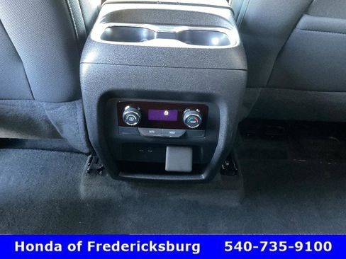 Used 2025 Chevrolet Traverse LT w/ Enhanced Driving Package FWD image 45
