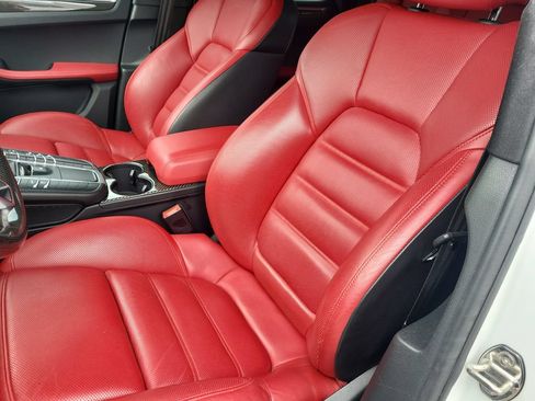 Used 2017 Porsche Macan S AWD/4WD image 13
