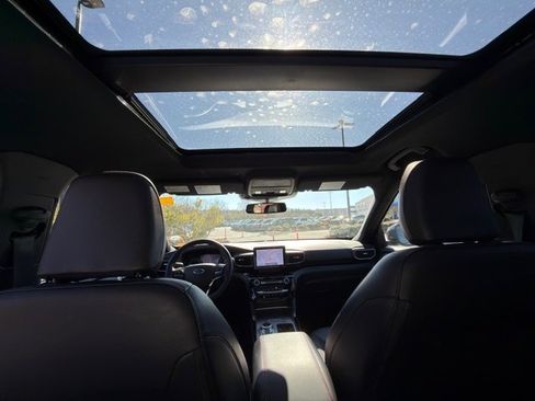 Used 2023 Ford Explorer ST-Line w/ Class IV Trailer Tow Package image 9