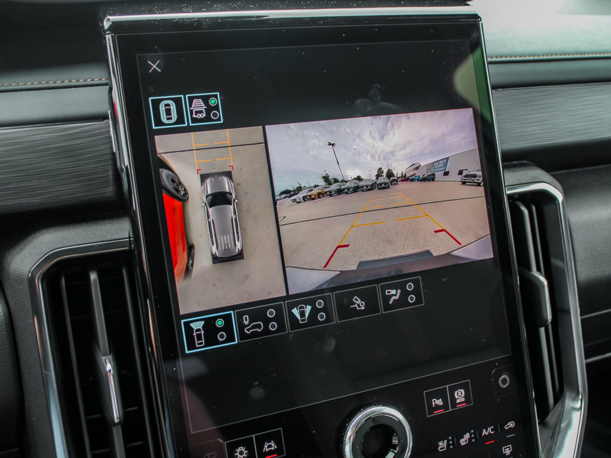 New 2027 GMC Acadia AT4 w/ Luxury Package AWD/4WD image 33