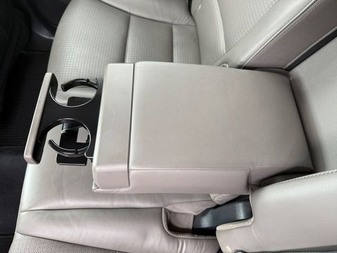 Used 2014 Hyundai Santa Fe Sport w/ Technology Package 14 image 17