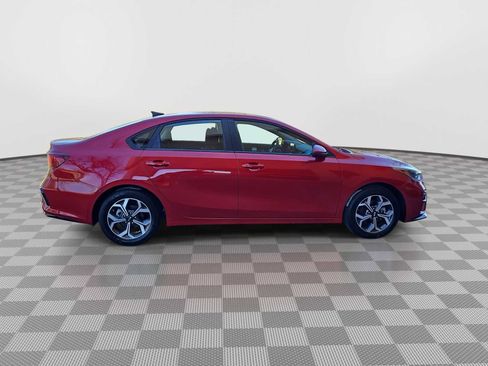 Used 2021 Kia Forte LXS image 9