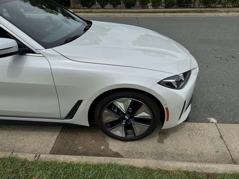 Used 2025 BMW i4 xDrive40i w/ Premium Package AWD/4WD image 25