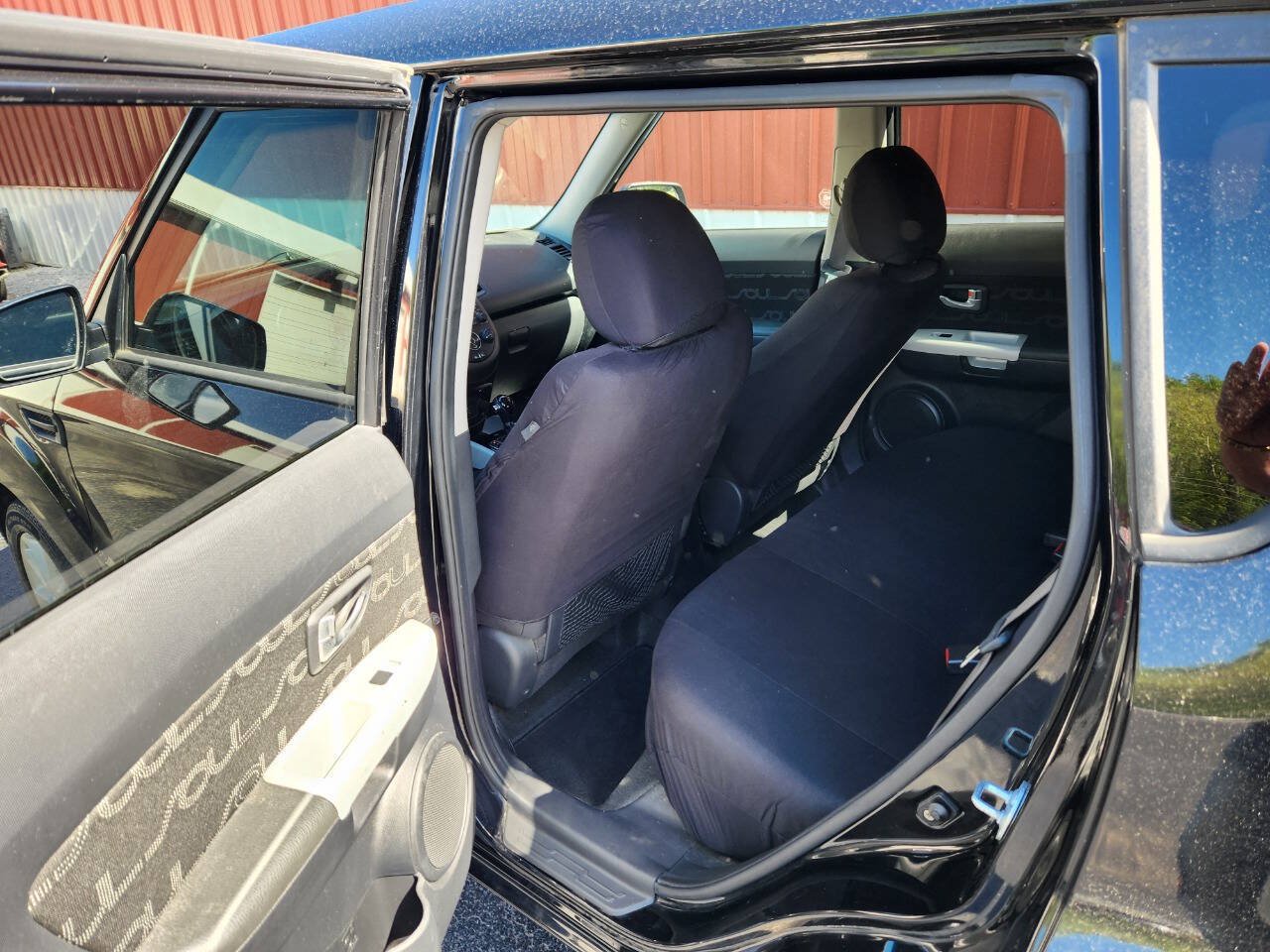 Used 2012 Kia Soul + w/ Audio Pkg FWD image 14