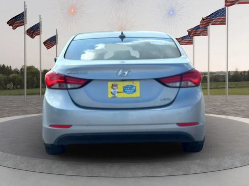 Used 2016 Hyundai Elantra Limited w/ Option Group 04 FWD image 8