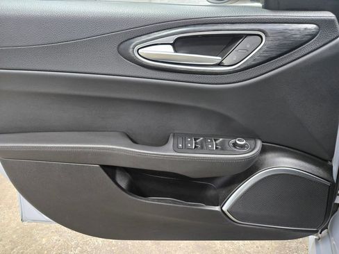 Used 2021 Alfa Romeo Giulia Sprint w/ Nero Edizione image 8