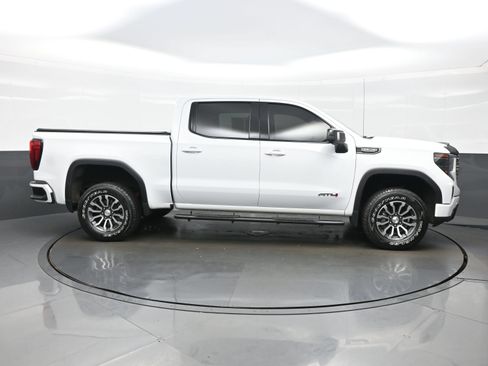 Used 2023 GMC Sierra 1500 AT4 AWD/4WD image 7