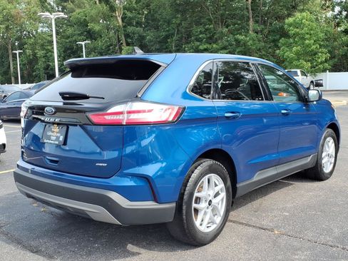 Used 2024 Ford Edge SEL AWD/4WD image 11