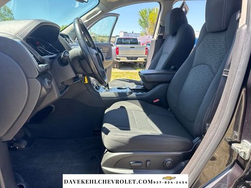 Used 2016 GMC Acadia SLE FWD image 19