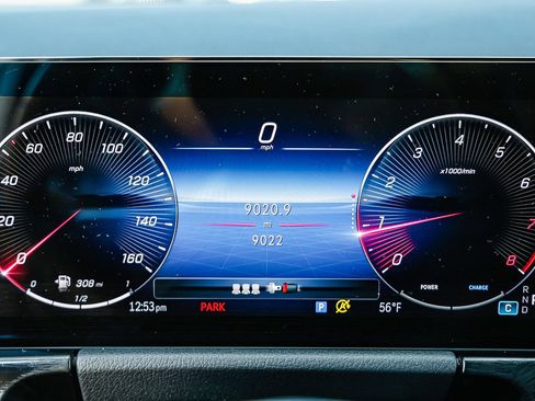 Certified 2025 Mercedes-Benz GLA 250 4MATIC image 19