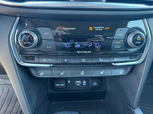 Used 2020 Hyundai Santa Fe Limited image 32