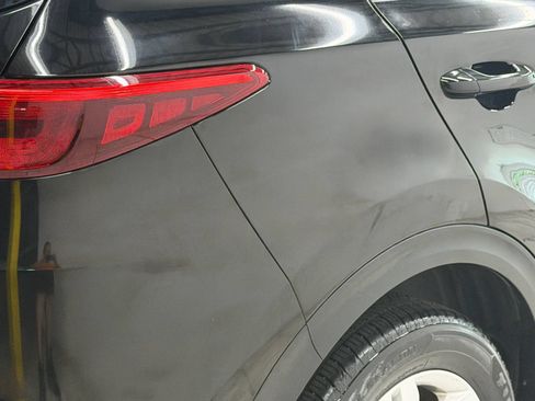 Used 2018 Kia Sportage LX FWD image 10