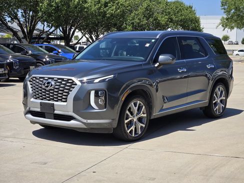Used 2022 Hyundai Palisade SEL w/ Convenience Package FWD image 2