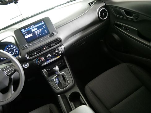 Used 2023 Hyundai Kona SEL w/ Cargo Package FWD image 11
