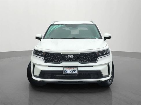 Used 2021 Kia Sorento S image 2