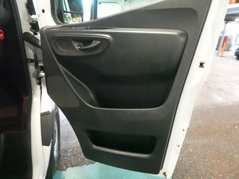 Used 2024 Mercedes-Benz Sprinter 2500 w/ Acoustic Package image 24