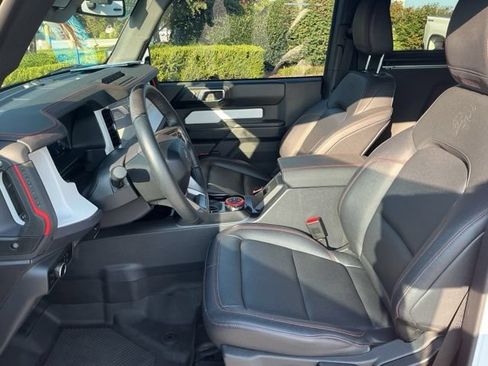 Used 2025 Ford Bronco Stroppe Edition AWD/4WD image 3