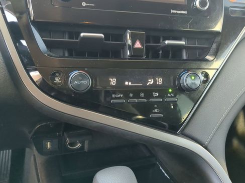 Used 2023 Toyota Camry LE image 17